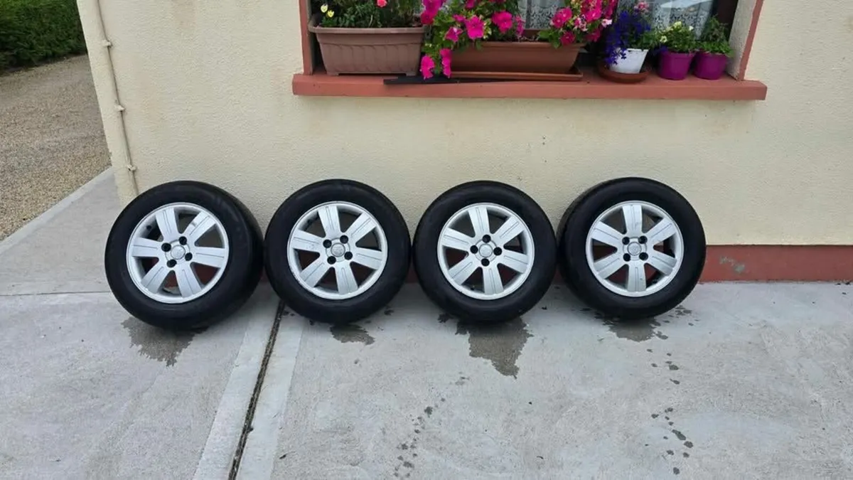 Toyota Corolla Alloy Wheels 15'' 4x100 - Image 1