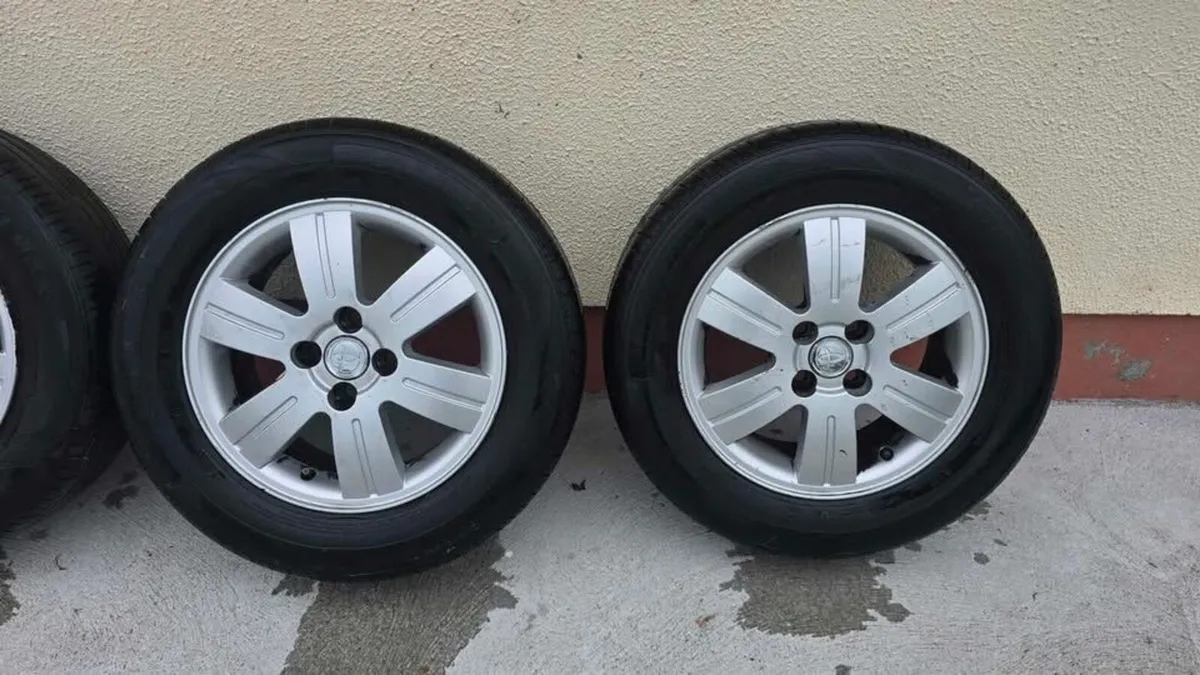 Toyota Corolla Alloy Wheels 15'' 4x100 - Image 2