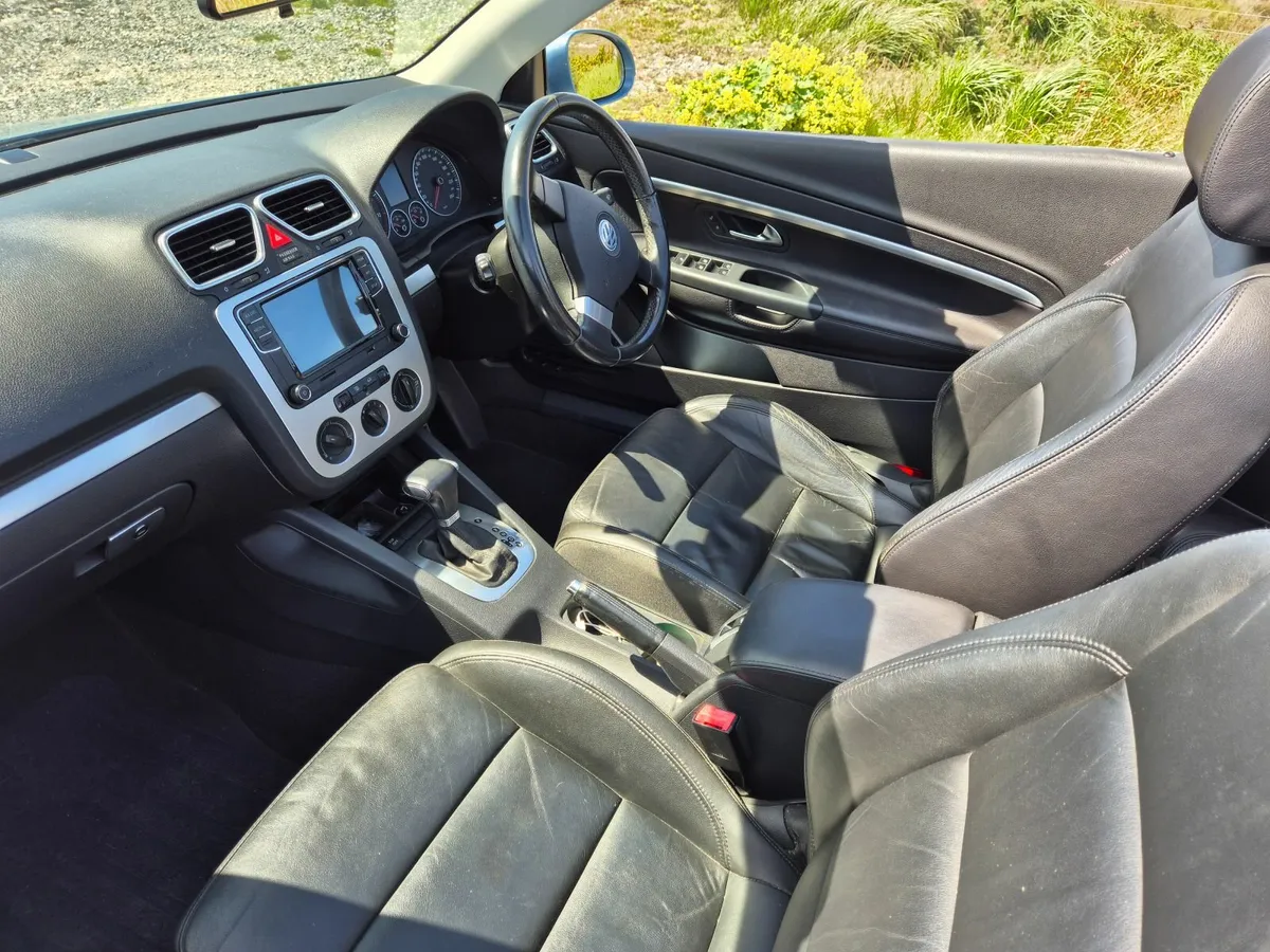Volkswagen Eos Convertible 2007 - Image 4