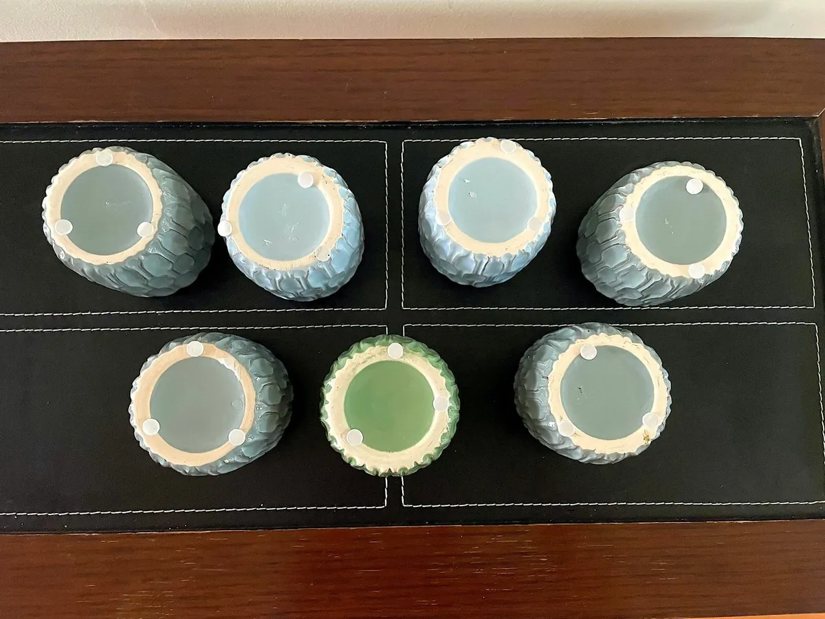 Green shade ceramic flower pots (2 lots) - Image 3