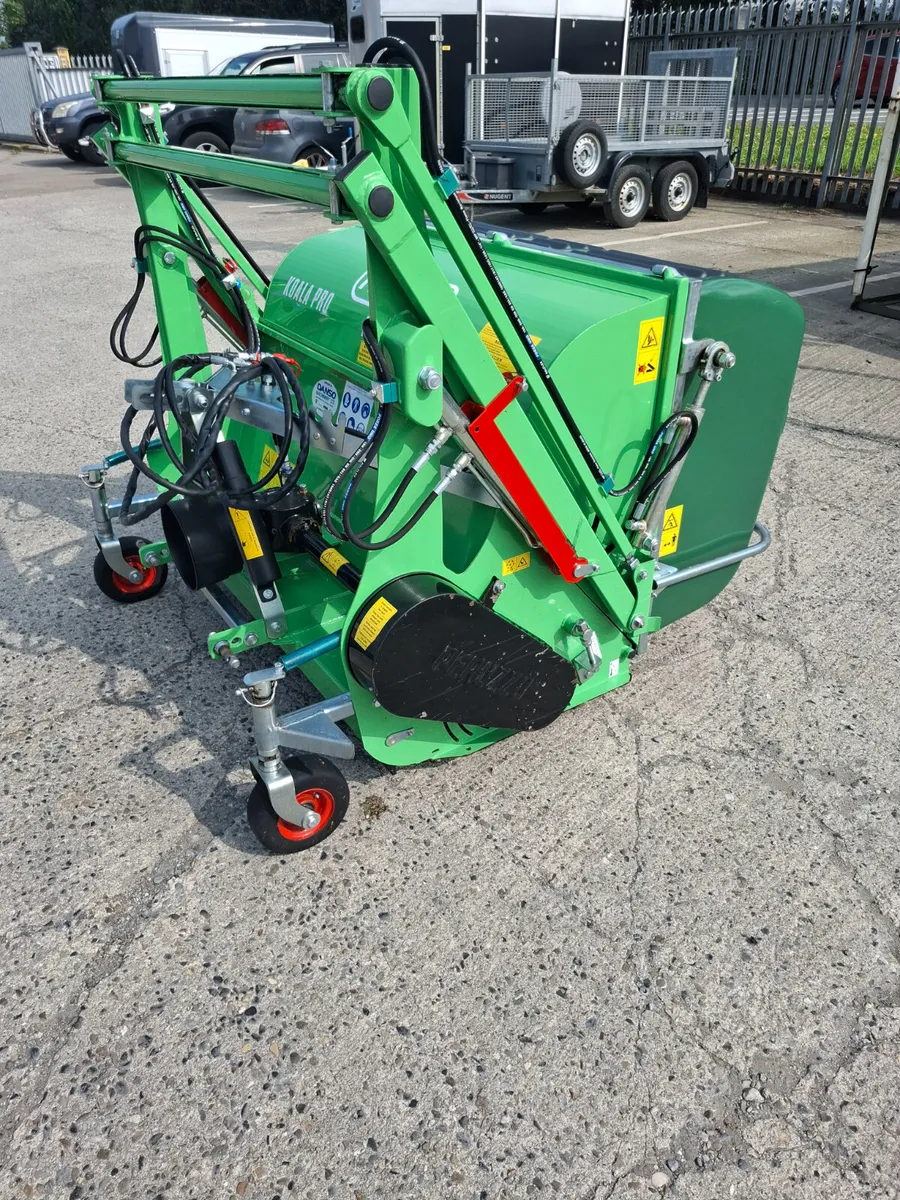 Peruzzo 1200 Flail Collector Mower - Image 4