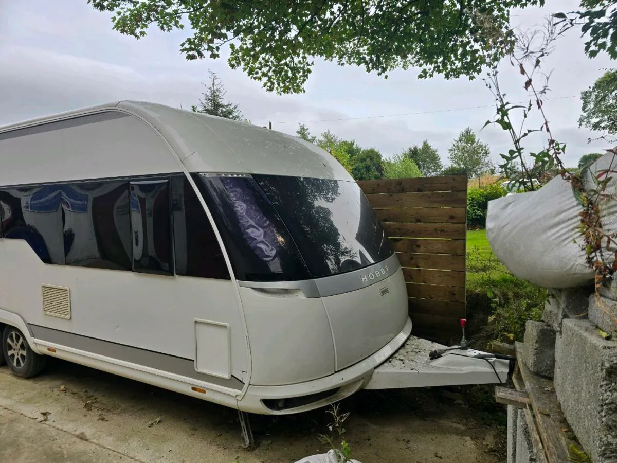 Hobby 645 premium mobile home - Image 2