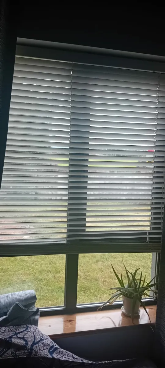 Home blinds 8/9 - Image 3