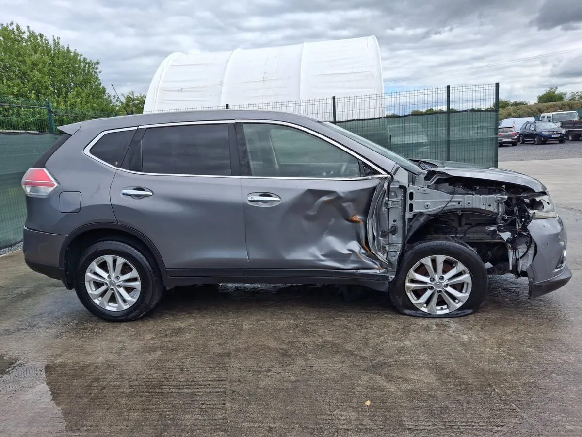 2017 Nissan Xtrail  7 seater - Image 4