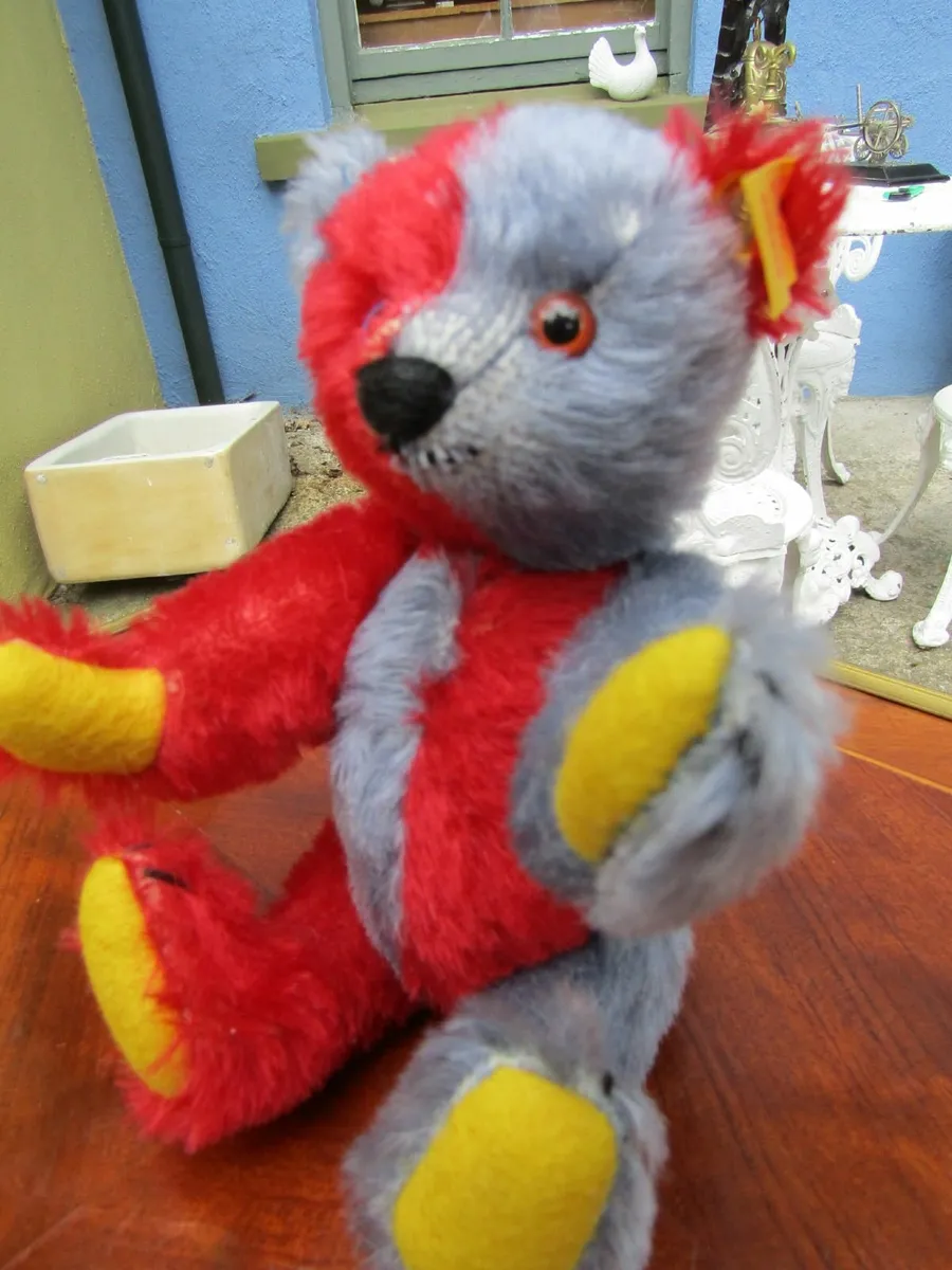 Collectables & Others - Image 4