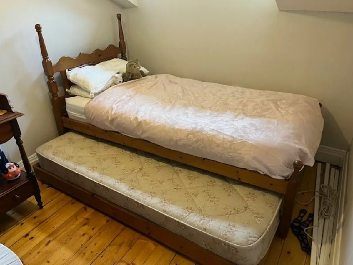 Oak Bed Set  ---converts to double bed - Image 2