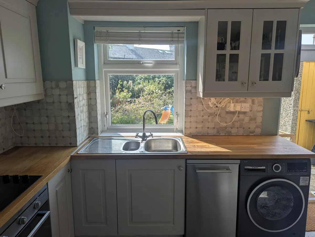 Kitchen - Image 2