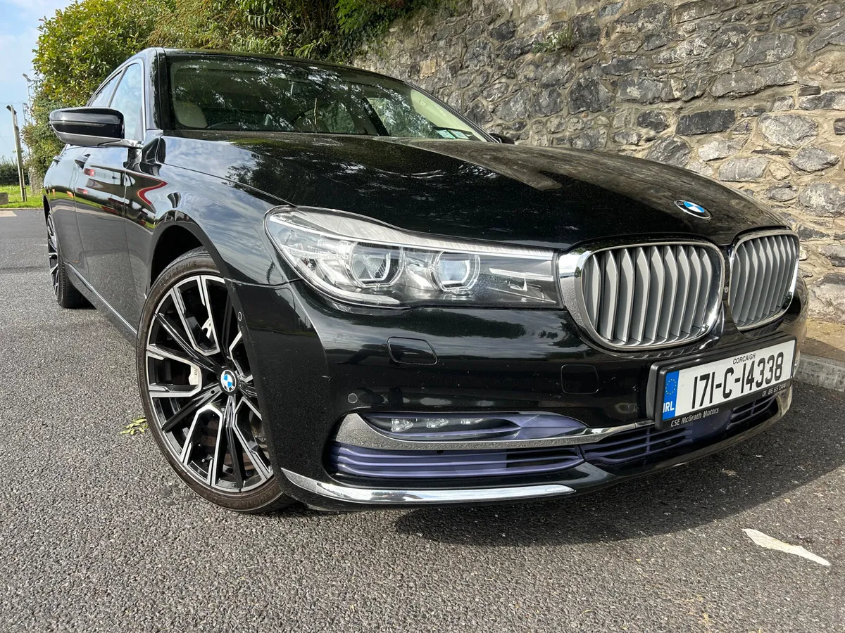 BMW 7-Series 2017  G12 LD XDRIVE EXCLUSIVE 4DR - Image 3