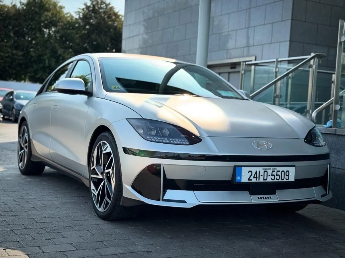 Hyundai Ioniq 6 Ioniq 6 Signature 53 kW  Upgraded - Image 4