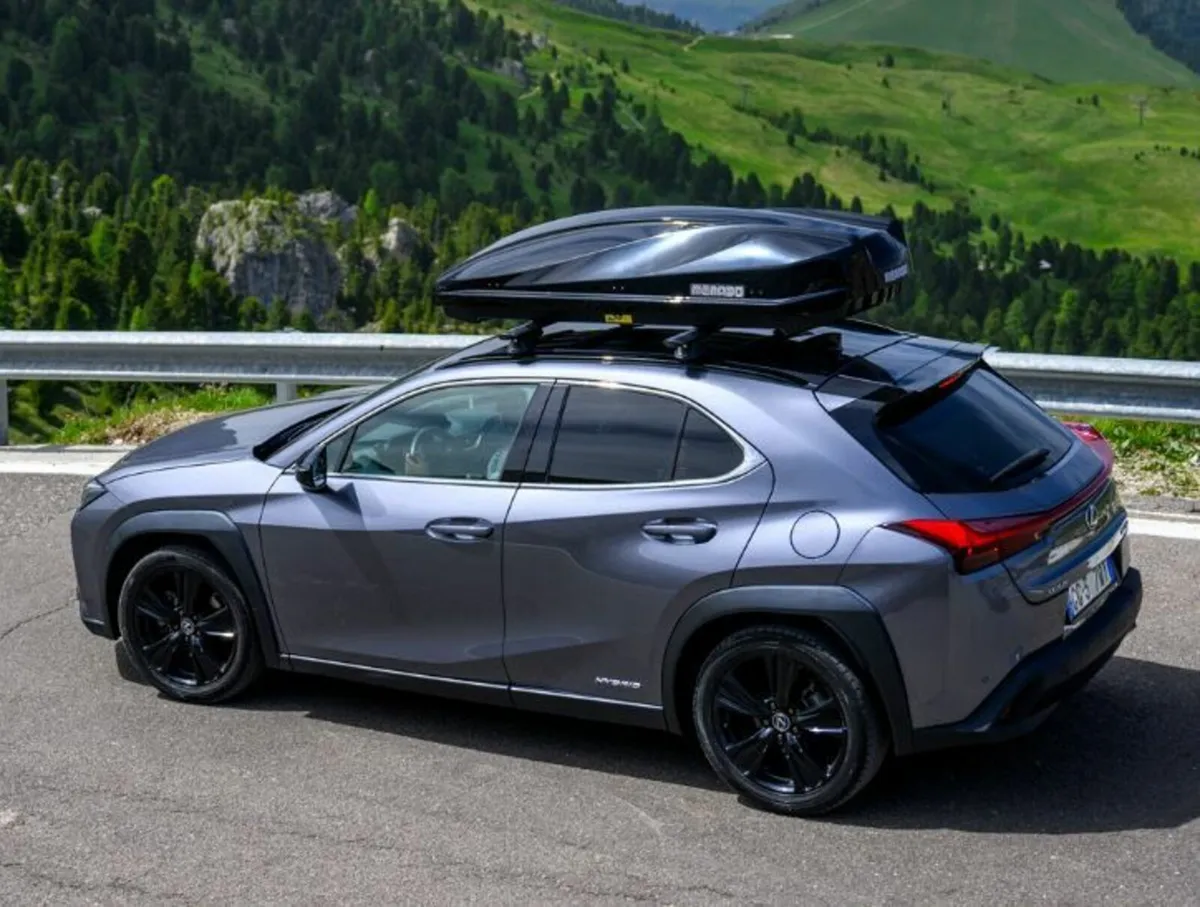 Sale on  Menabo Car Holiday Roof Boxes. - Image 1