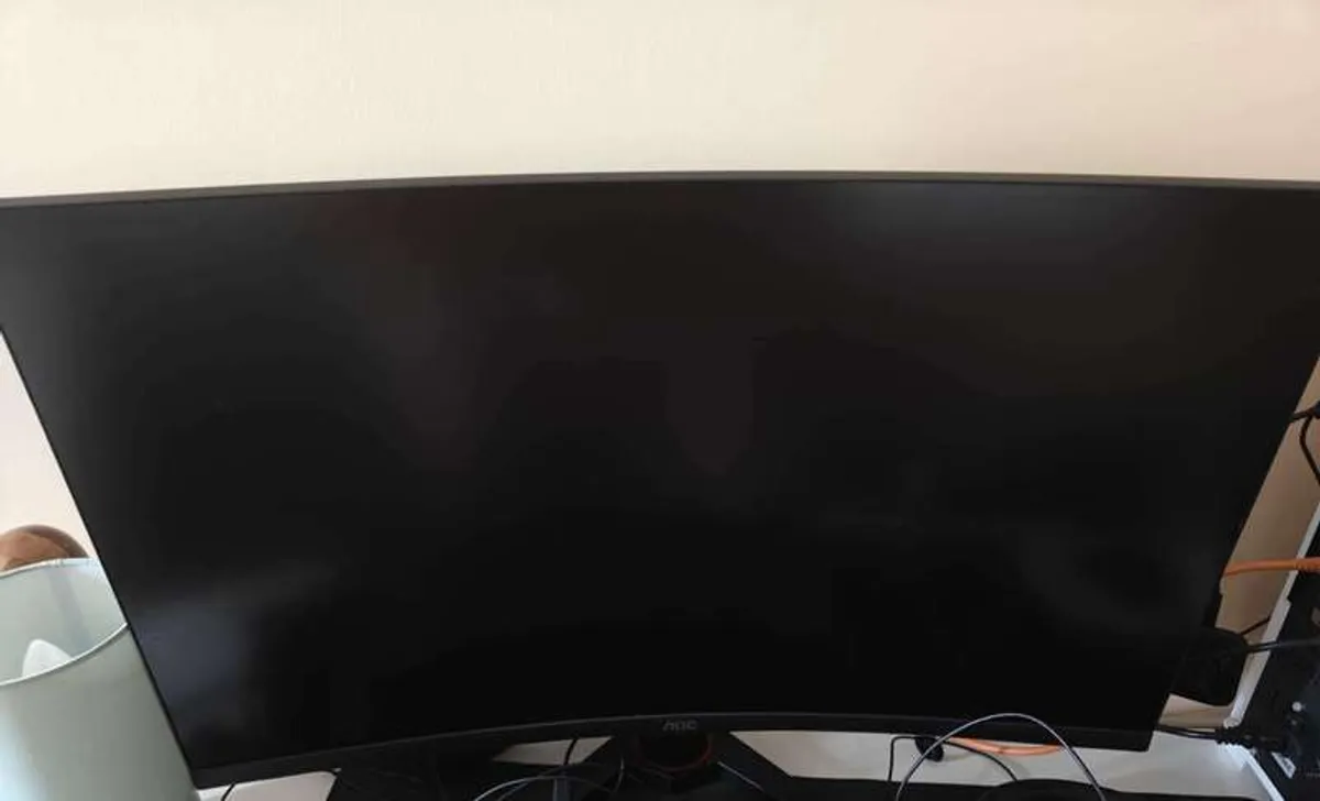 BUNDLE gaming pc AND monitor -- rtx 3050 pc and 240hz 31.5inch gaming monito - Image 2