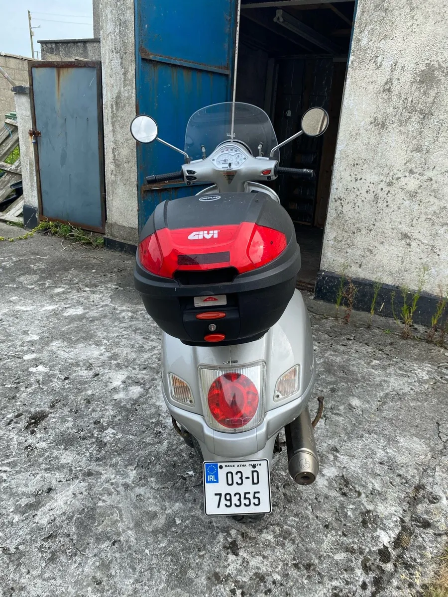 Vespa GT200 - Image 4