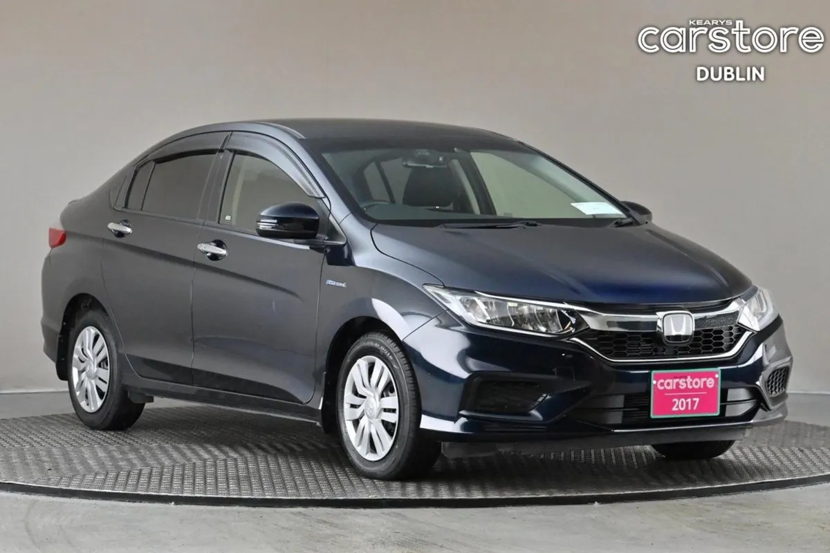 Honda Grace 1.5 Hybrid 4DR Auto  very Low Mileage - Image 1