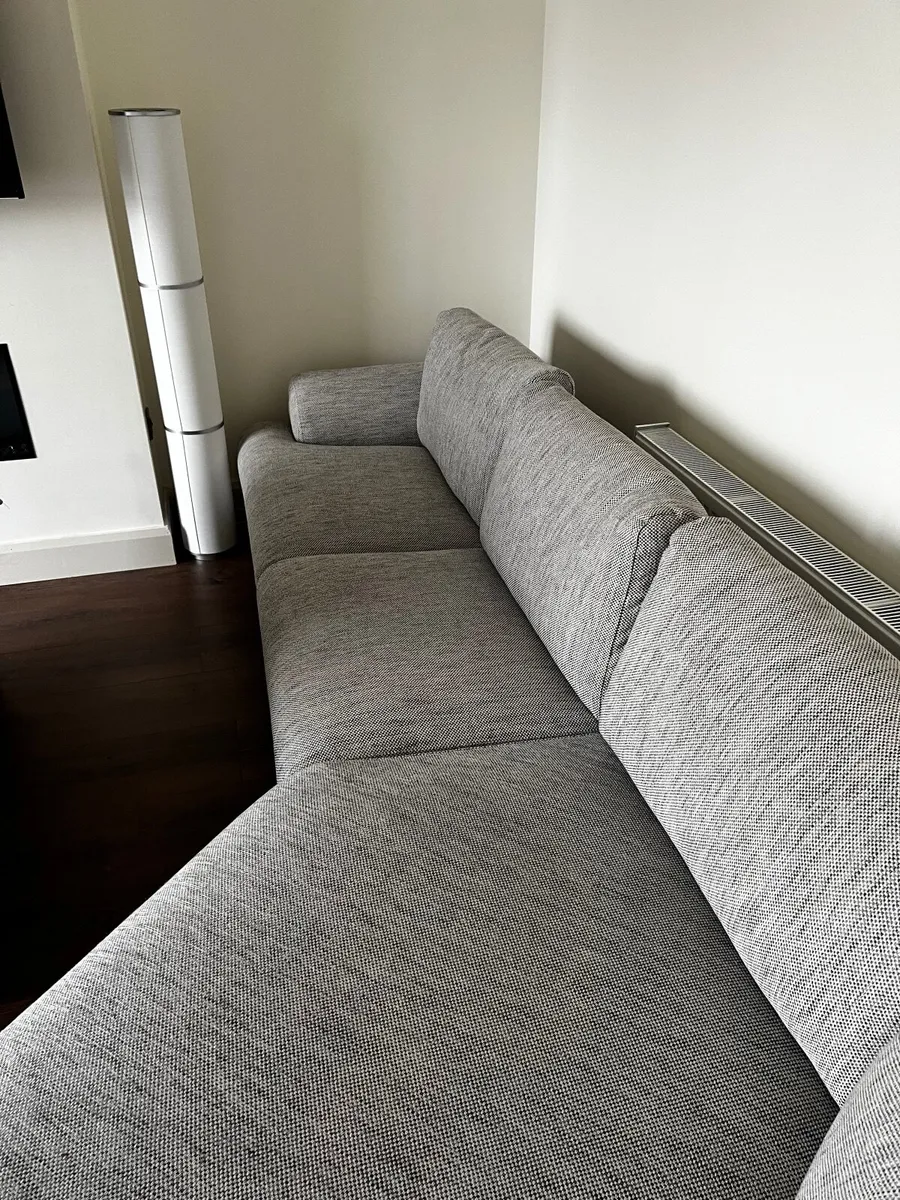 1.5 Cor/2.5 Seater Grey Fabric Corner Sofa - Image 4