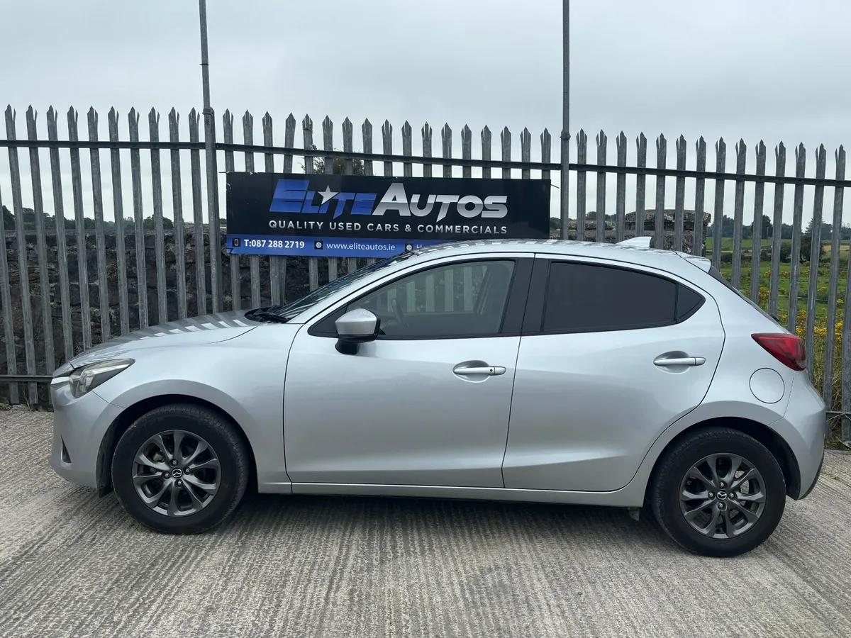 Mazda Demio Skyactive 1.3 Automatic 2016 - Image 3
