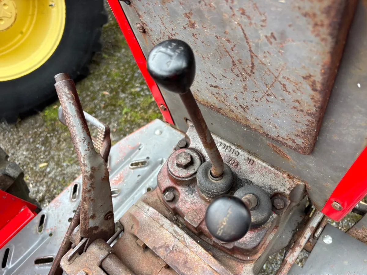 MASSEY FERGUSON 168 c/w Oil brakes - Image 2