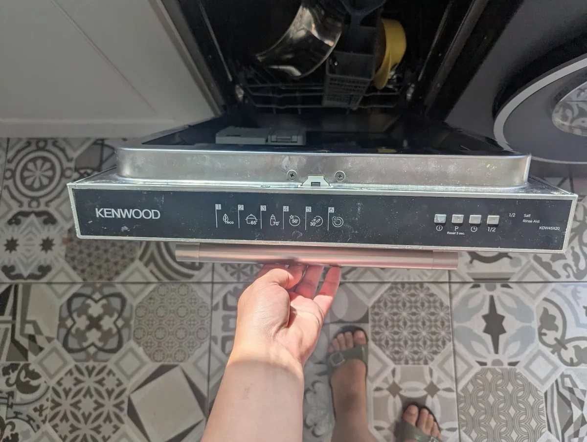 Kenwood slimline dishwasher - Image 2