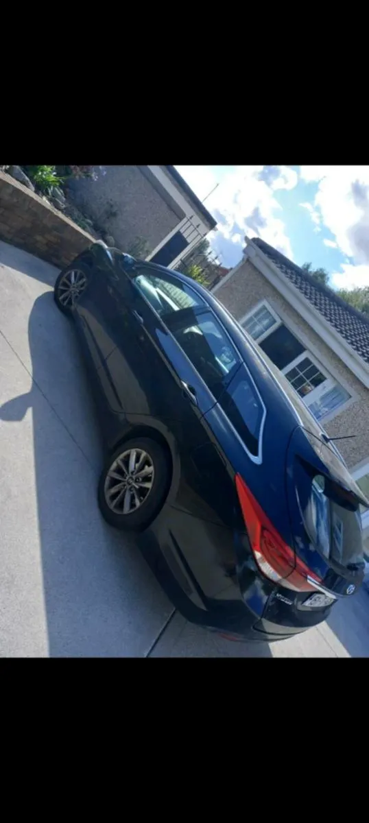 Hyundai i40 estate - Image 2