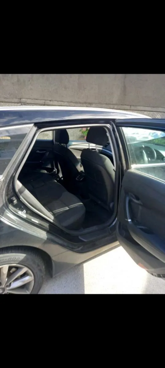 Hyundai i40 estate - Image 3