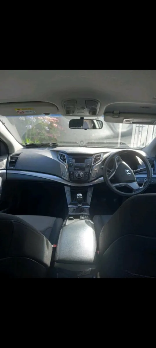 Hyundai i40 estate - Image 4