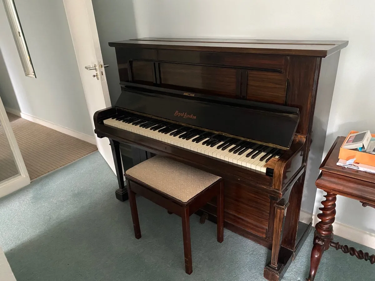 Piano - Image 1