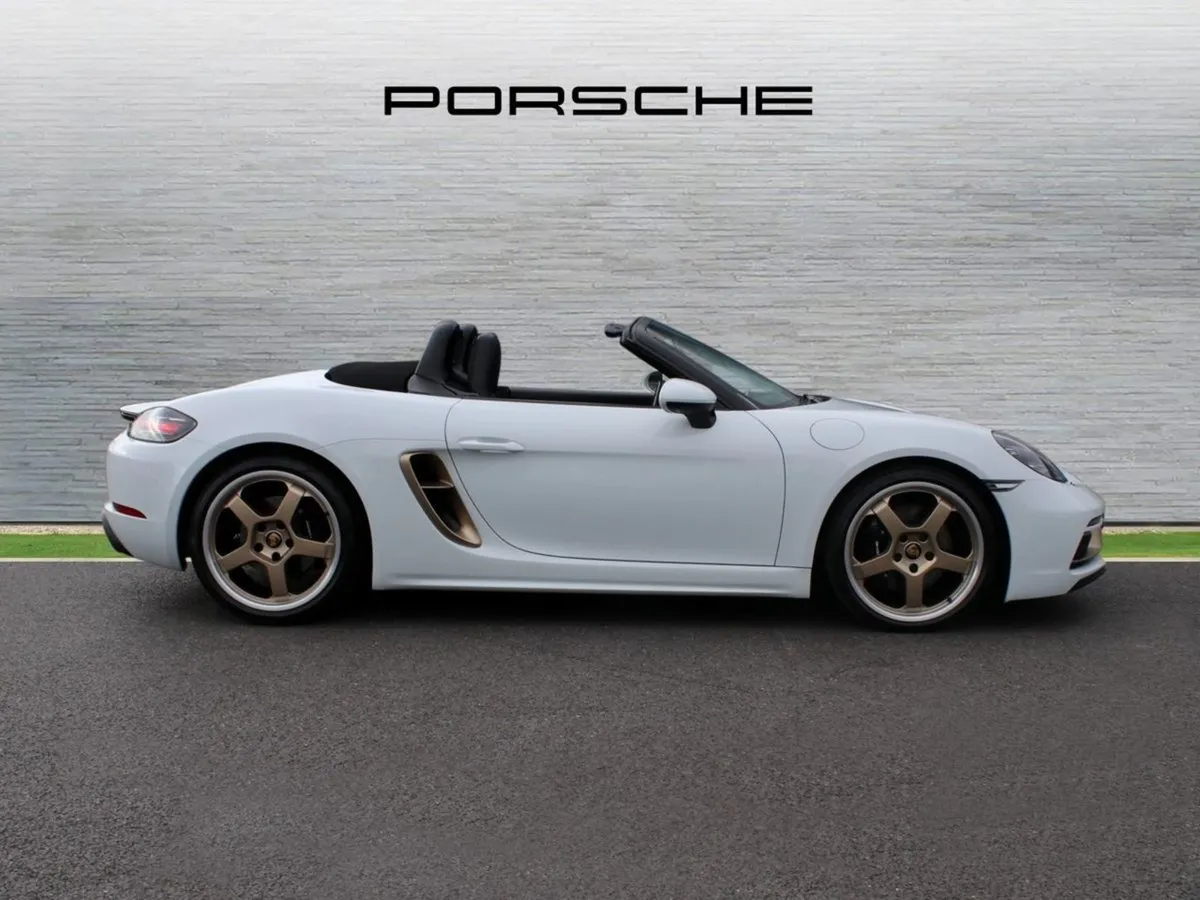 Porsche 718 Boxster 25 Years - Image 4
