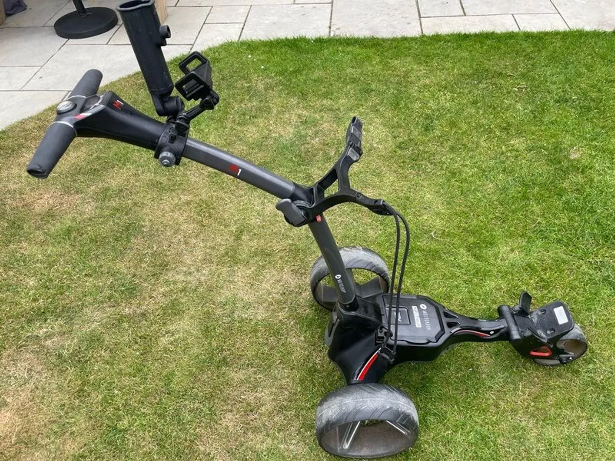 Motocaddy M1 Ultra - Image 1
