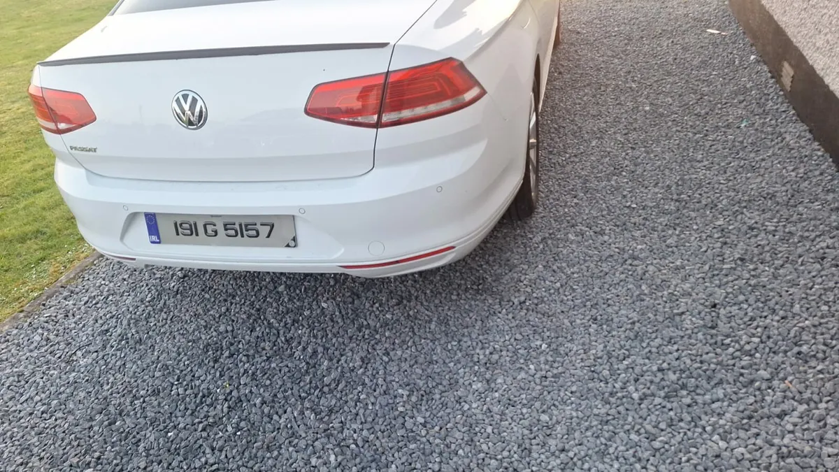Volkswagen passat - Image 2
