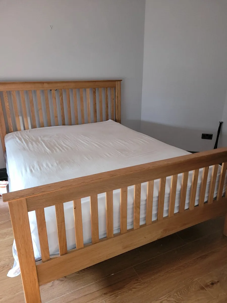 Bed - Image 1