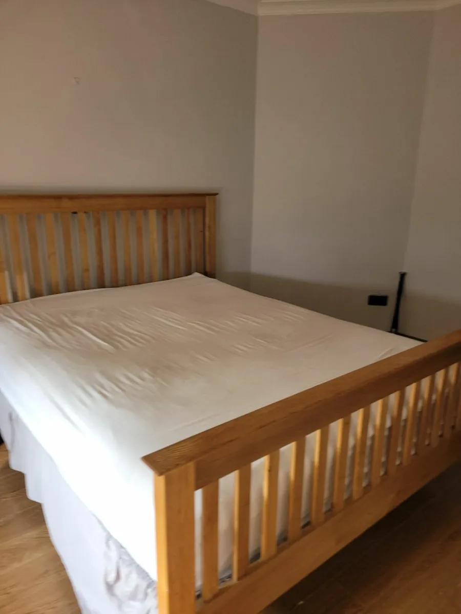 Bed - Image 3