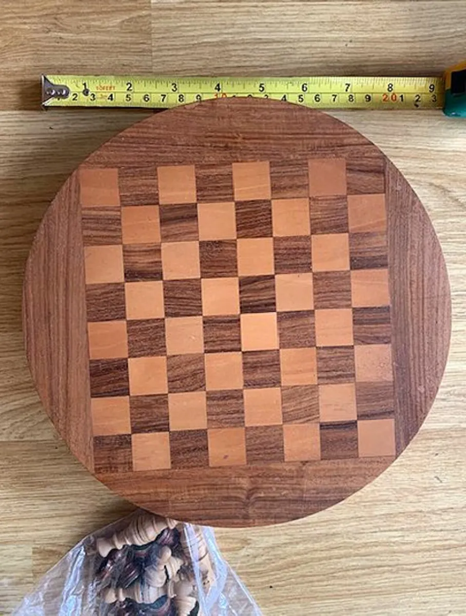Portable Magnetic Chess set - Image 1