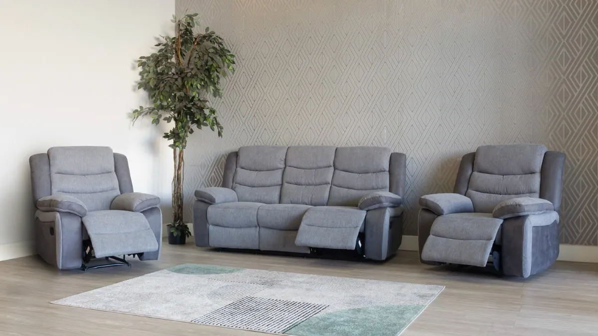 Astra recliners - Image 1