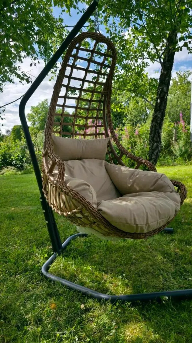 Egg chair swing chair brand new - Image 1