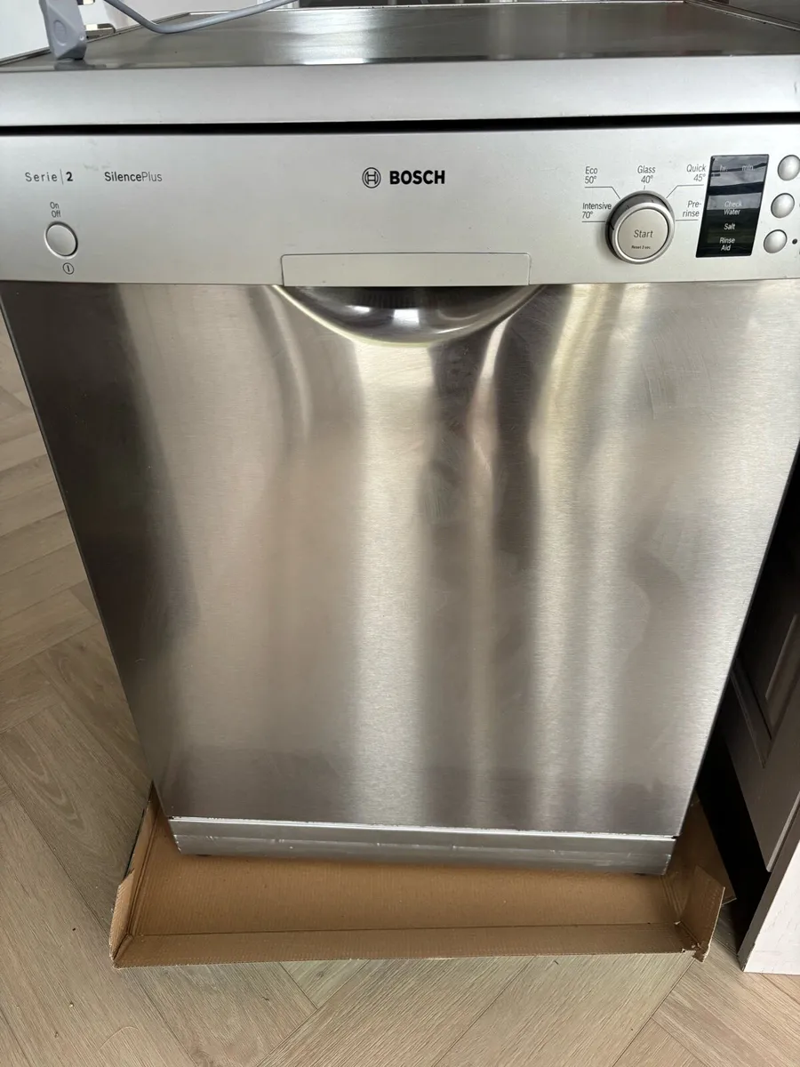 Dishwasher - Image 2