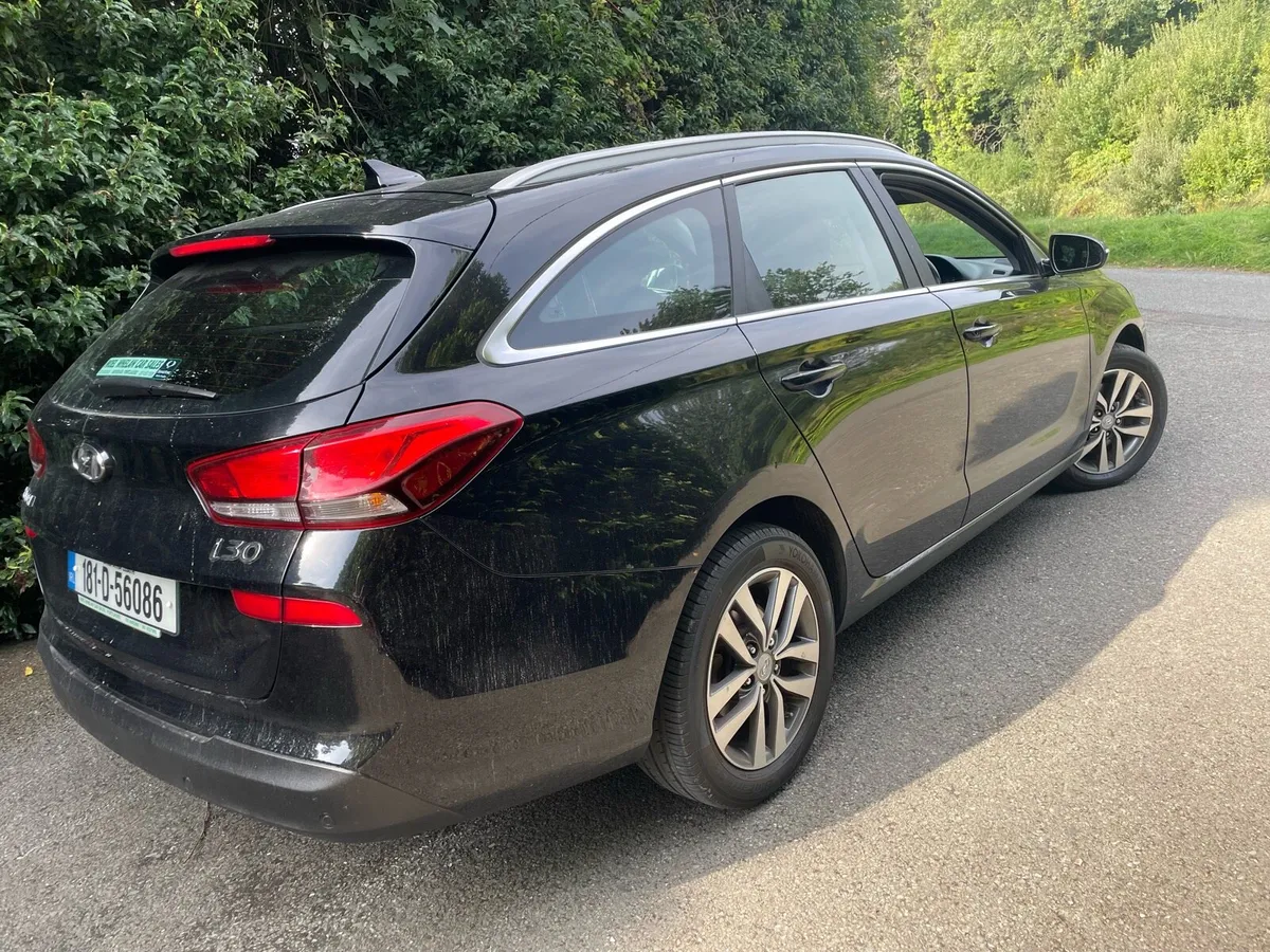 Hyundai i30 SE 1.6crdi Tourer - Image 4