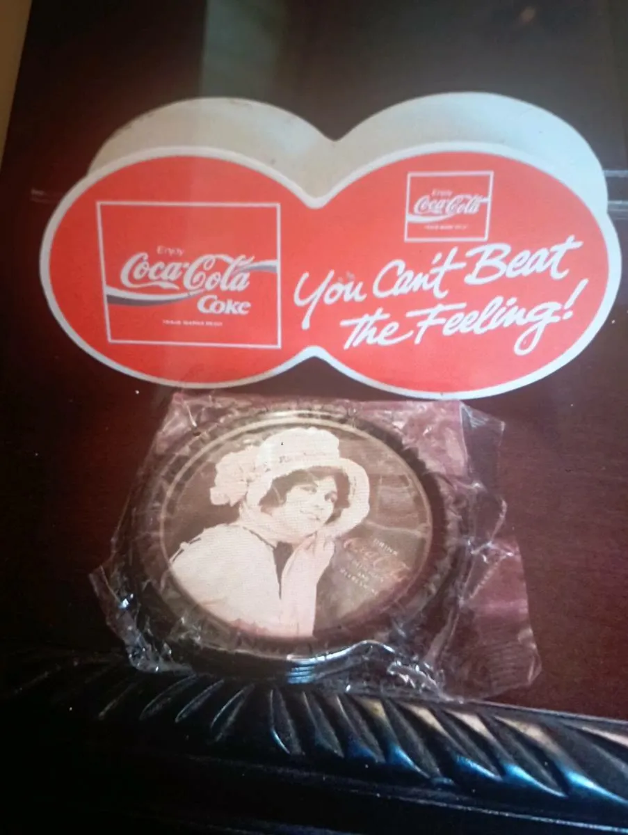 VINTAGE COCA COLA MEMORABILIA SET OF STEEL COASTER - Image 3
