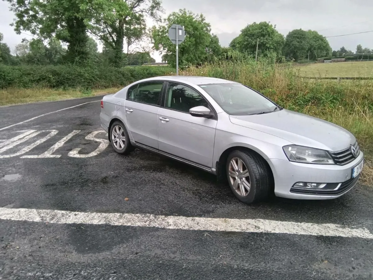 Vw Passat 2012 - Image 1