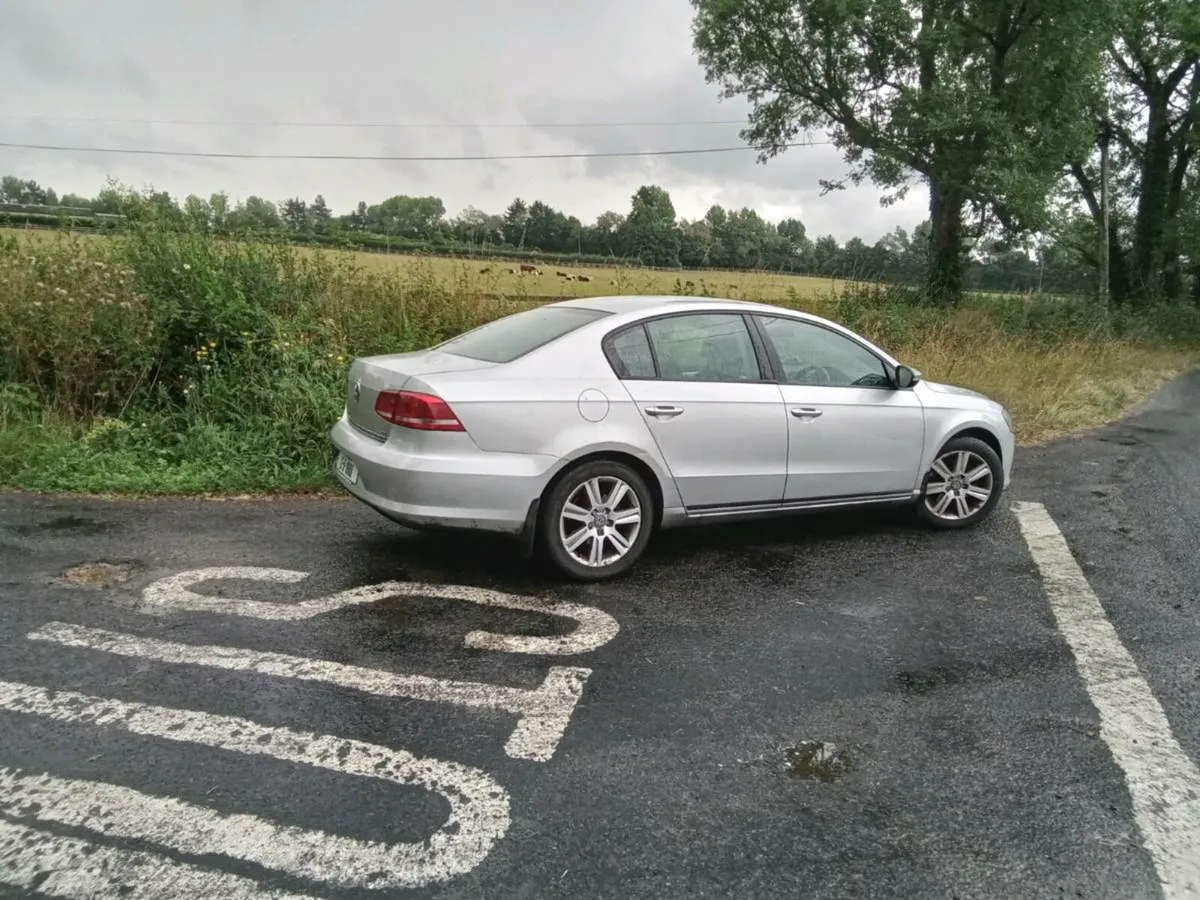 Vw Passat 2012 - Image 2