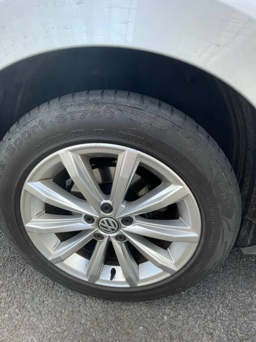 Volkswagen Passat 2015 1.6 TDI HighLine - Image 4