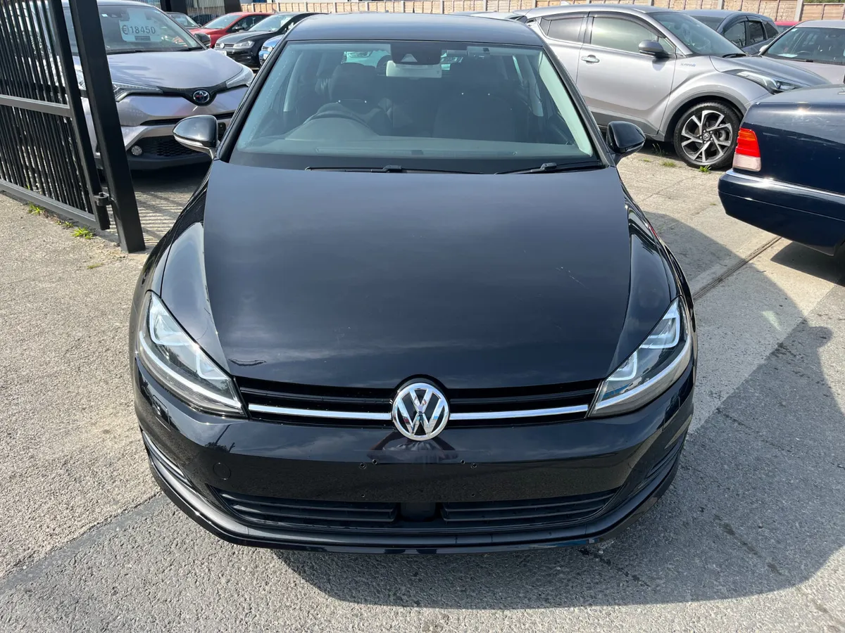 VOLKSWAGEN GOLF 2016, 1.2 TSI 5DR AUTO LOW KMS - Image 2