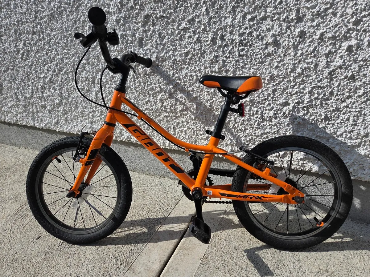 Giant ARX 16 Kids Bicycle (4 - 8 Years Old) - Image 3