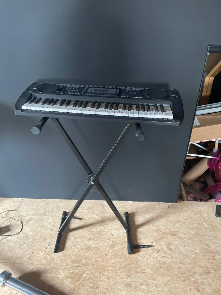 Piano keyboard - Image 2