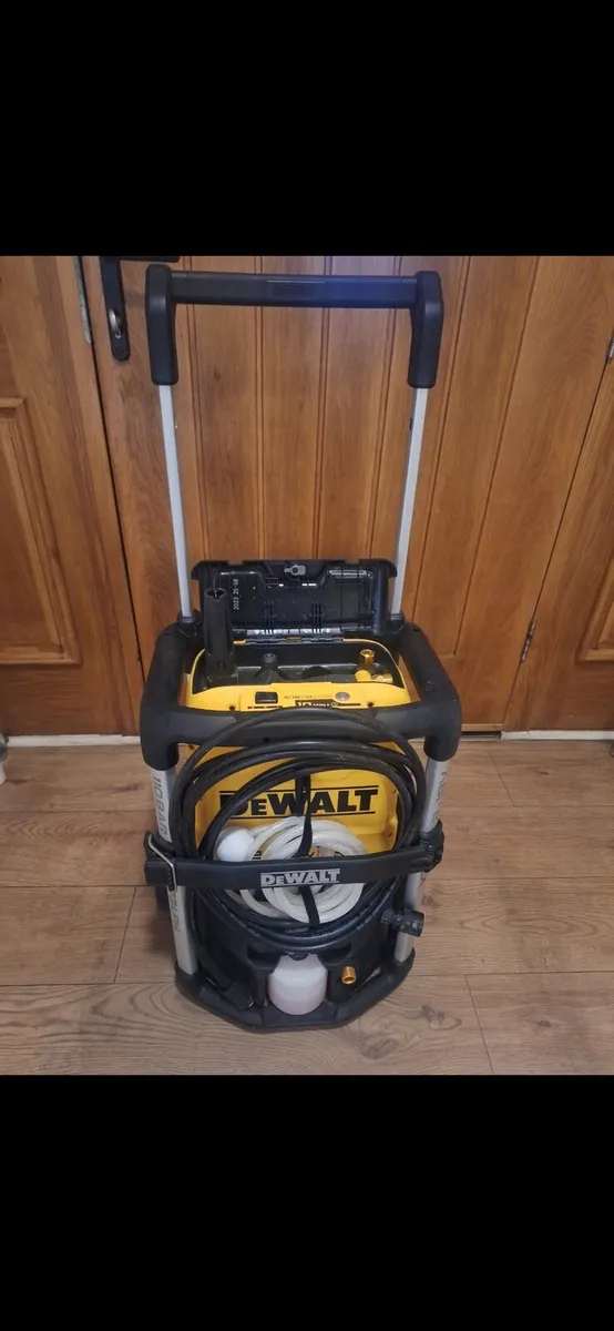 Dewalt DCMPW1600 Powerwasher - Image 1