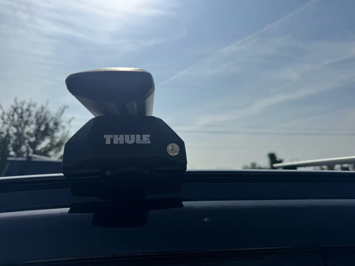Thule roof bars - Image 3