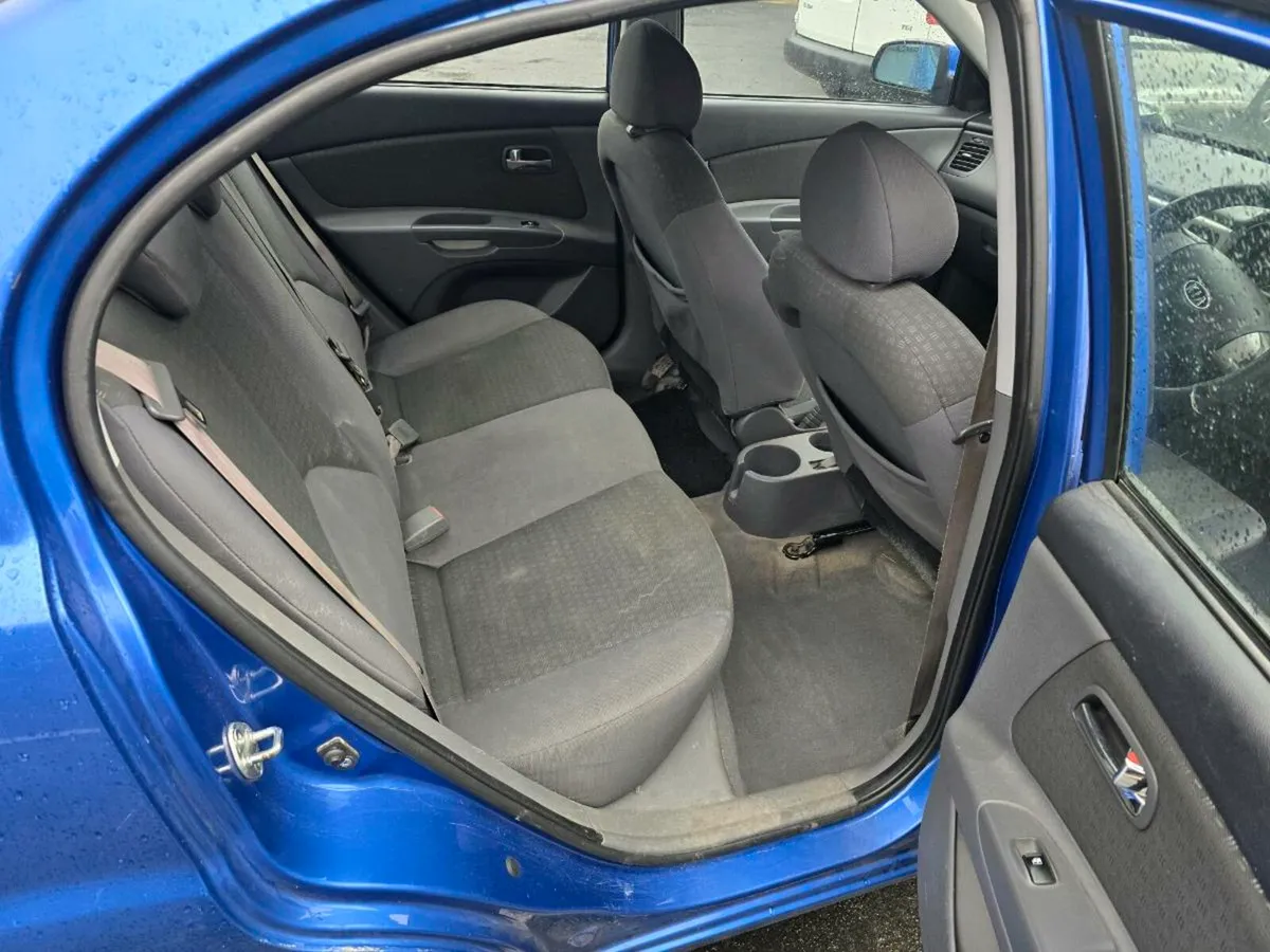 Kia Rio petrol - Image 3
