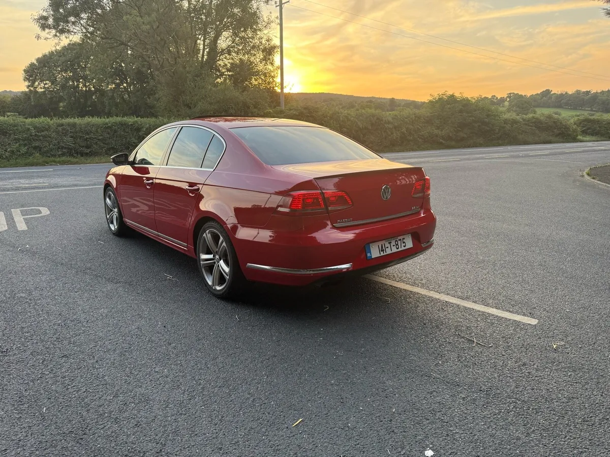 Volkswagen Passat 2,0 TDI R-line Automatic 140HP - Image 4