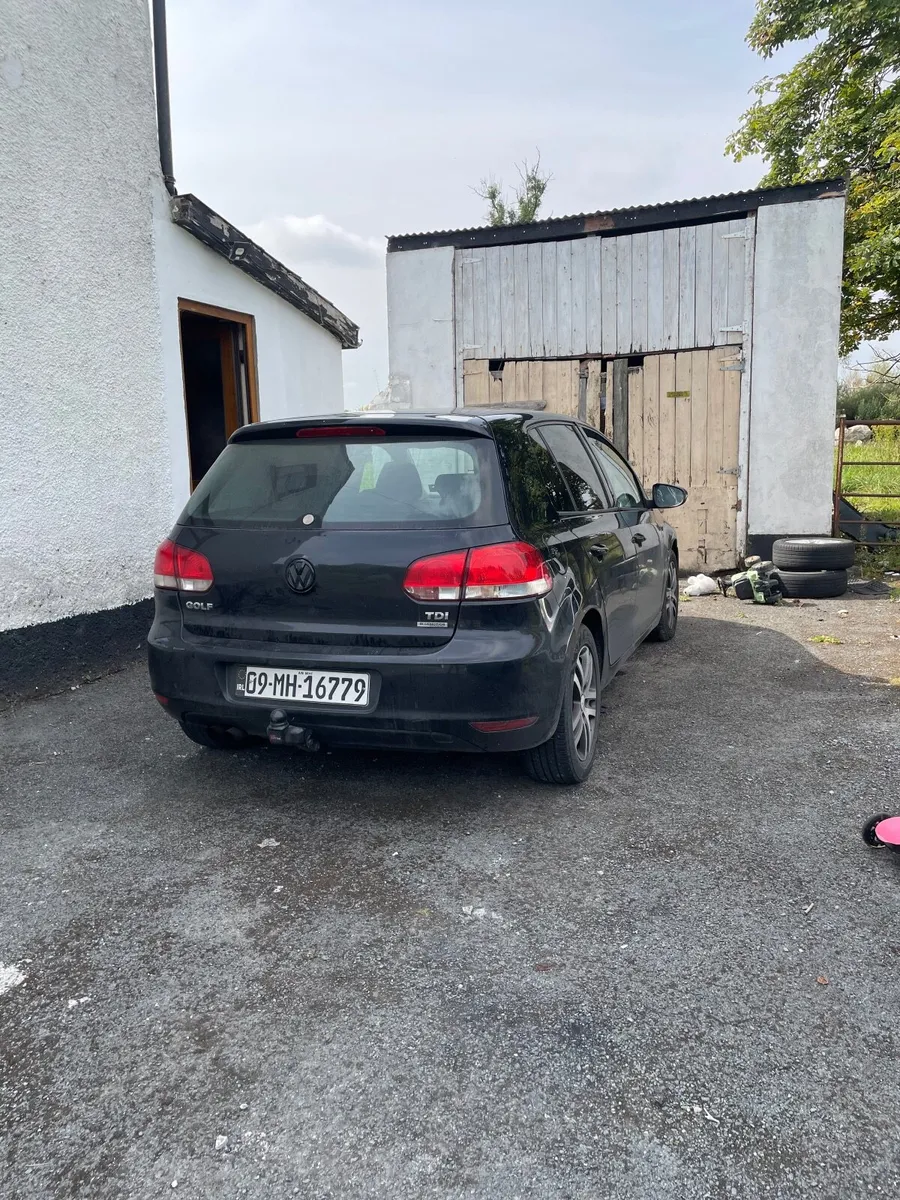 Volkswagen Golf 2009 - Image 3