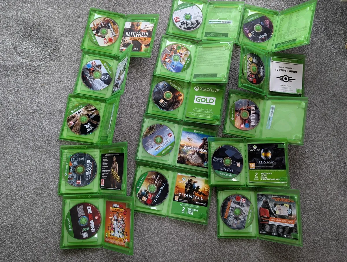 Xbox One, two controllers and a bundle of 15 games - Image 2