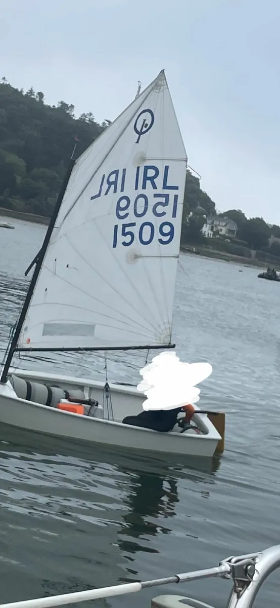 oppie (optimist) sailing dinghy - Image 1