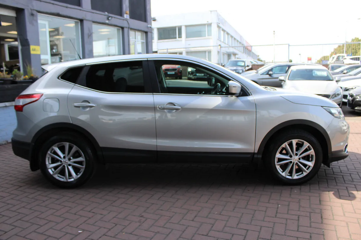 Nissan Qashqai 2015 - Image 3